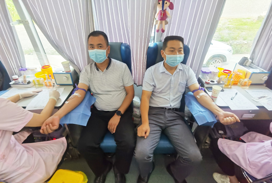 旬陽縣紅軍鎮(zhèn)開展“學(xué)黨史、辦實(shí)事”愛心獻(xiàn)血 活動(dòng)